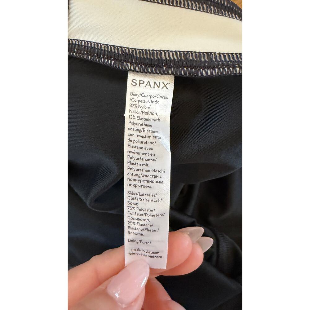 Spanx Women’s Large Black Faux Leather Side Stripe Leggings White High Rise - Picture 6 of 6